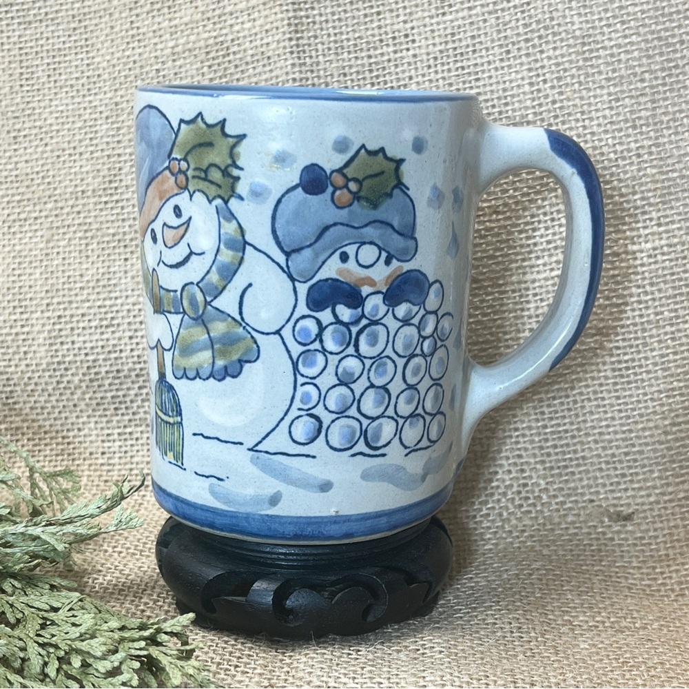 Vintage  Louisville Stoneware Blue White Tea Coffee Mug w/Snowman & Snowballs